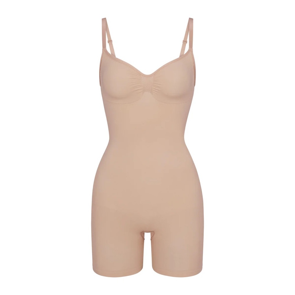 SKIMS | SEAMLESS SCULPT MID THIGH BODYSUIT | MICA- SIZE M